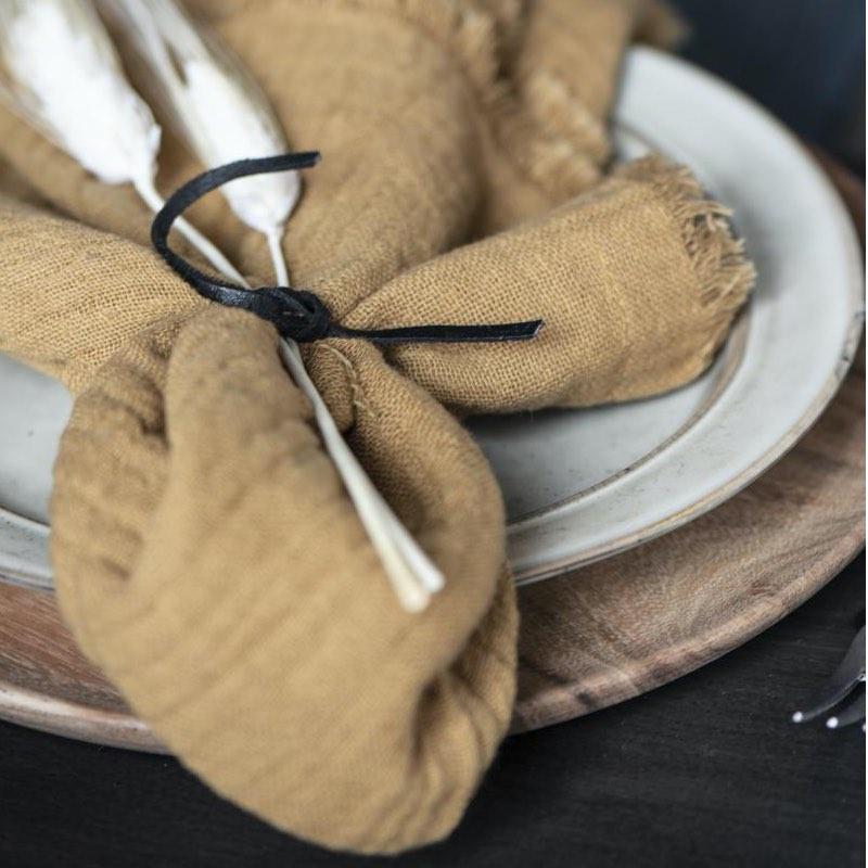 Køb Fad / tallerken akacietræ | fra 159,95 | Findes i flere størrelser | Fri fragt over 149 kr. | Hurtig levering | Dag til dag levering | Ib Laursen | Dekoration, Servering, Rustik, Trætallerken, Træfad