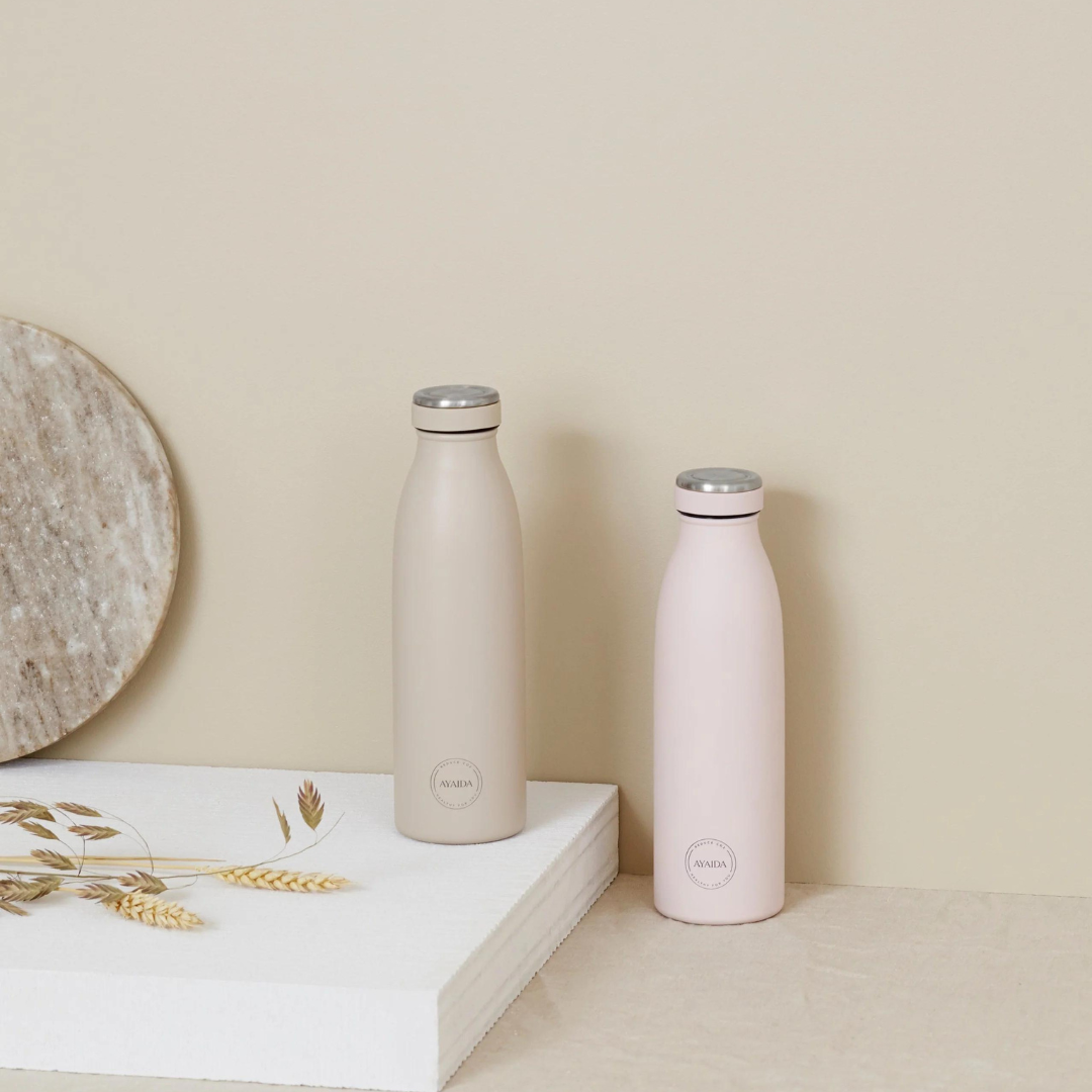 Køb Drikkeflaske 500 ml | 219,95 | Fri fragt over 149 kr. | Hurtig levering | Dag til dag levering | AYA&IDA | Drikkedunk, Holdbar, fødevaregodkendt rustfrit stål 18/8, kold 24 timer, varm 12 timer, Flaske, Termo, Kaffe, Te, Kande, Madopbevaring, Kande, To go, Flaske med termo, Bæredygtig, rustfrit stål, Kold, Varm, Termokande