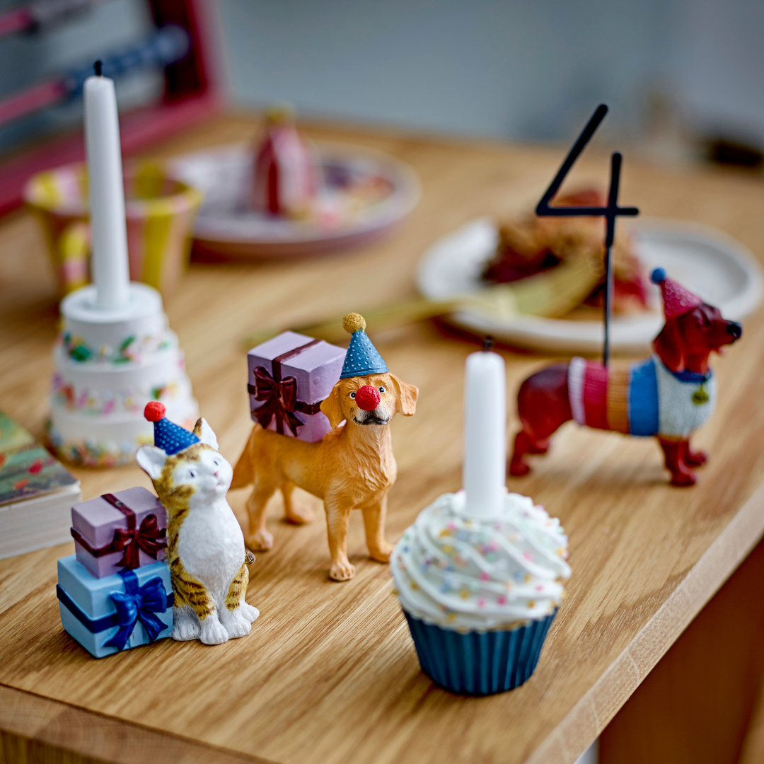 Køb Fødselsdags dekoration Salve - sæt af 15 dele | 389,00 | Fri fragt over 149 kr. | Hurtig levering | Dag til dag levering | Mini by Bloomingville | Stage, Lysestage, Birthday Decoration, Brun, Fødselsdagslys, Fødselsdagsstage, Fødselsdagslysestage, med gaver og dyr