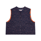 Vær med på moden med en printet vest fra Habiba. Vest Fleur er en flot blå vest med småmønstret print | Hurtig levering | Fri fragt fra 149 kr