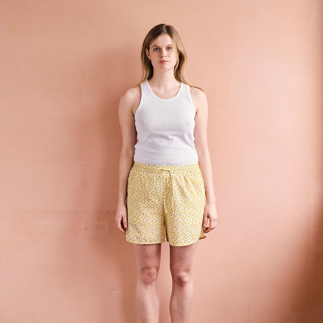 Mønstrede shorts med lækre detaljer. Køb som sæt med matchende skjorte | Hurtig levering | Fri fragt fra 149 kr.