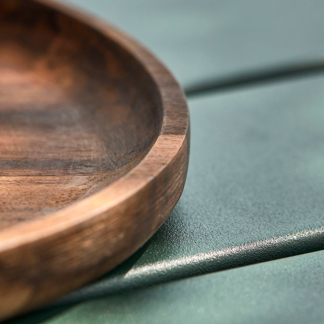 Køb Bakke Woon Natural | fra 129,95 | Fri fragt over 149 kr. | Hurtig levering | Dag til dag levering | House Doctor, Society of Lifestyle | Bræt, Serveringsbakke, Akacietræ, Træ