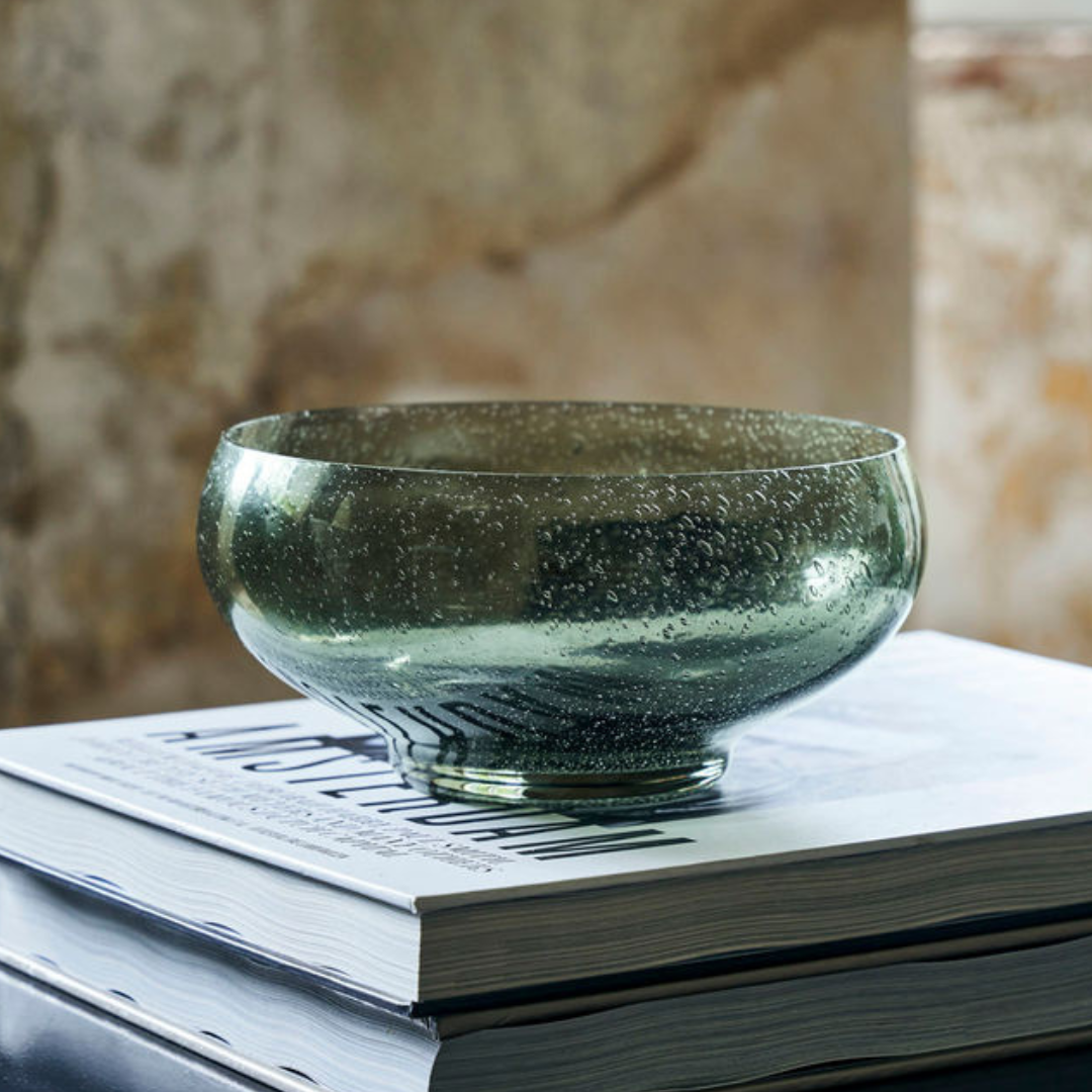 Køb Skål Rain Grøn | 299,95 | Fri fragt over 149 kr. | Hurtig levering | Dag til dag levering | House Doctor, Society of Lifestyle | Dekoration, Servering, Rustik, Fad, Pynt, Salatskål, Salatfad