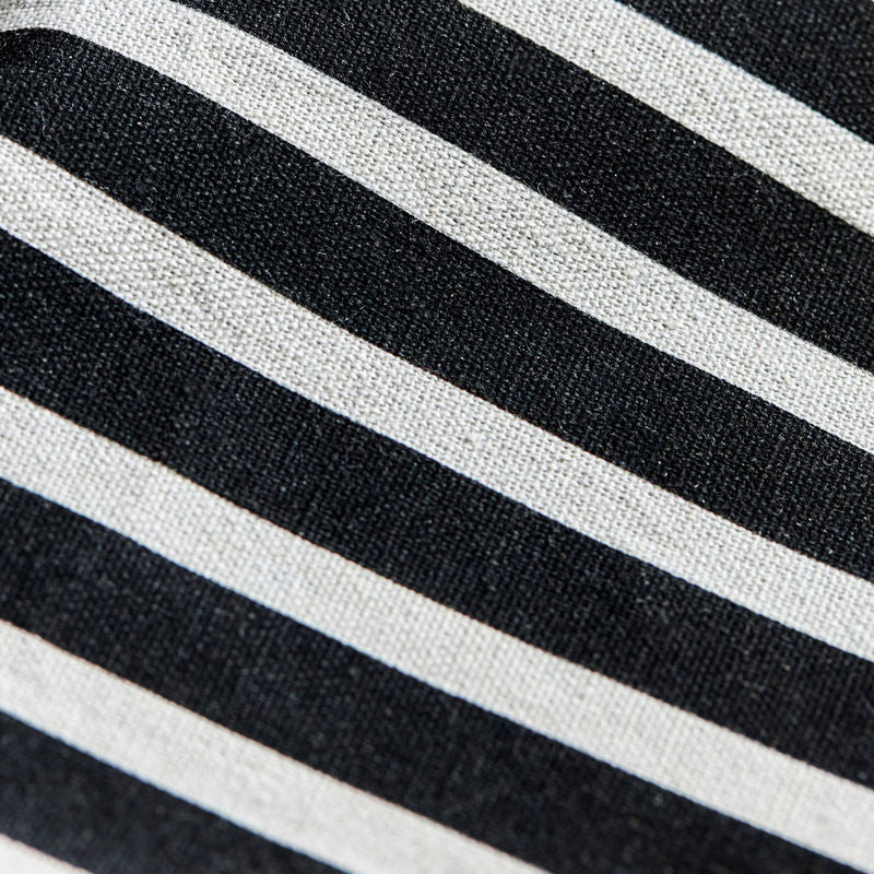 Køb Vasketøjspose stripes Sort/Hvid med håndtag | 139,95 | Fri fragt over 149 kr. | Hurtig levering | Dag til dag levering | House Doctor, Society of Lifestyle | Pose, Kurv, Vask, Vaskekurv, Vaskepose, Vasketøj, Opbevaring af vasketøj, Beskidt tøj, Tøjvask, Rent tøj, Vaskerum