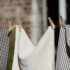 Køb Viskestykke - sort | Findes i flere farver | 45,95 | Fri fragt over 149 kr. | Hurtig levering | Dag til dag levering | Ib Laursen | Viskestykker, Opvask, Opvask i hånden, Gode viskestykker, Køkkentekstil, Aftørringsklæde, Viskestykker, Køkkenviskestykke, Køkkenviskestykker