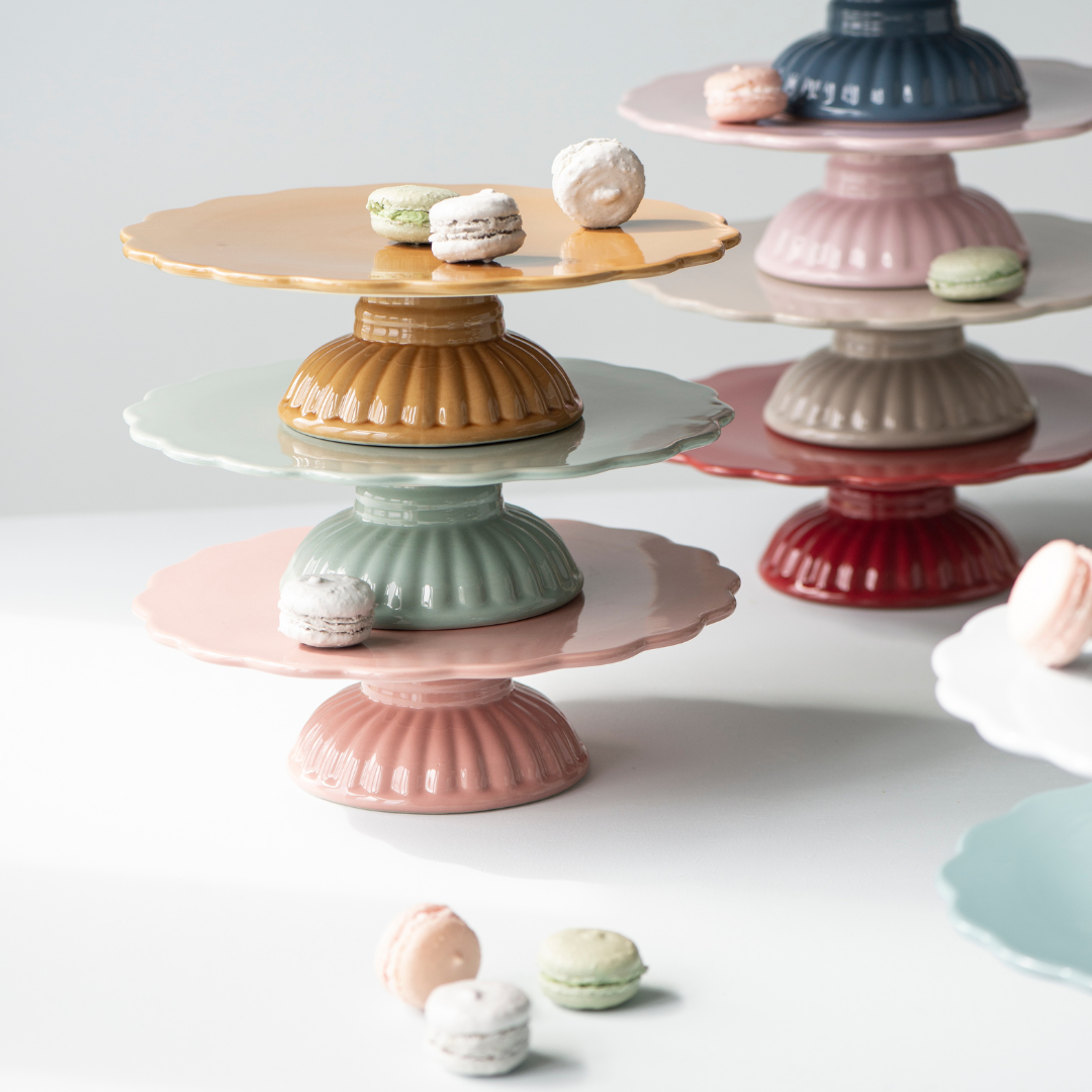 Køb Kagefad i porcelæn hvid | 299,95 | Fri fragt over 149 kr. | Hurtig levering | Dag til dag levering | Ib Laursen | Redskab, Basis, Køkken, Køkkenredskaber, Lagkagefad, Kagefad