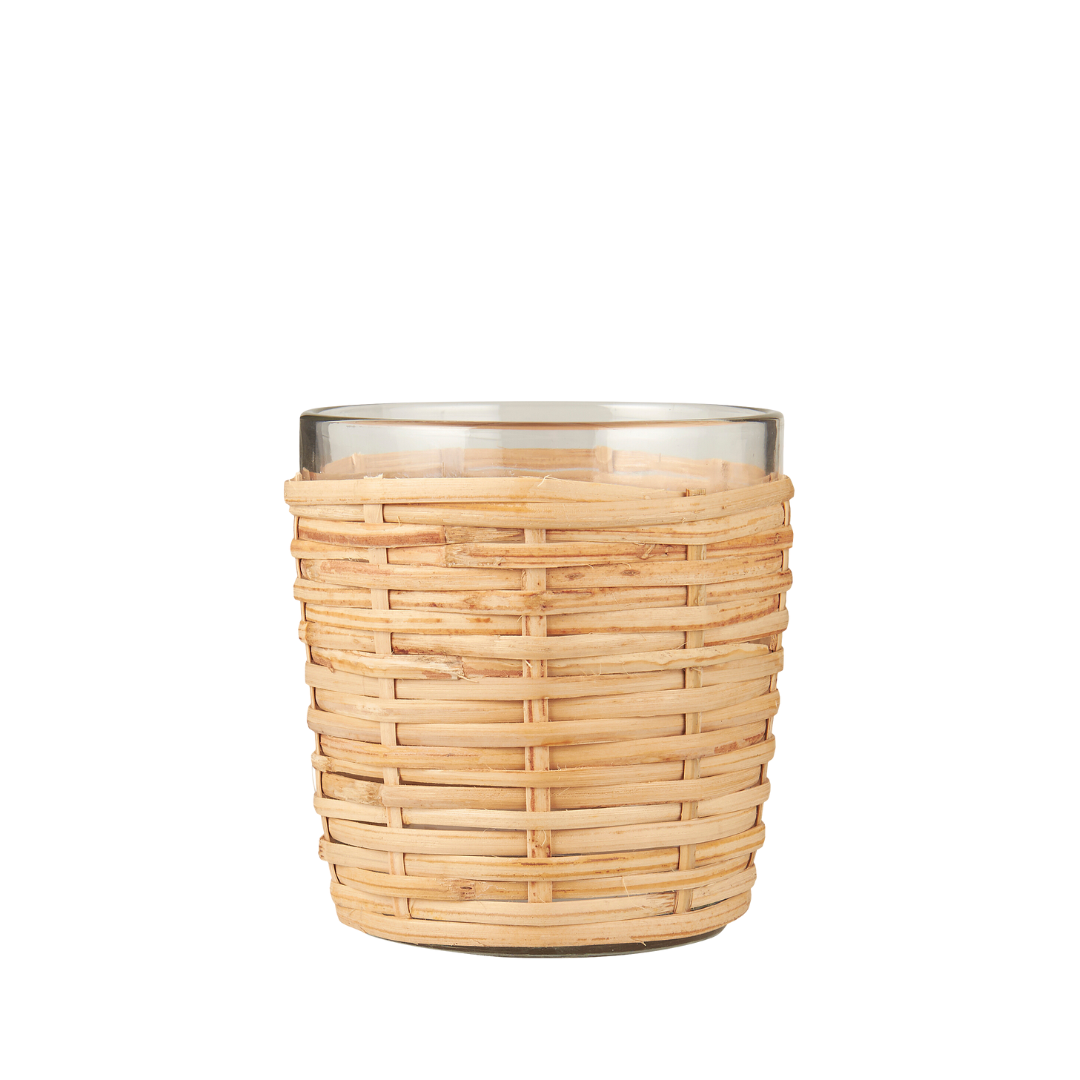 Køb Stage glas til fyrfadslys med rattanflet | fra 66,95 | Flere størrelser | Fri fragt over 149 kr. | Hurtig levering | Dag til dag levering | Ib Laursen | Stage, Levende Lys, Lysestage til fyrfadslys, Stearinlys, rattanflet, Glas