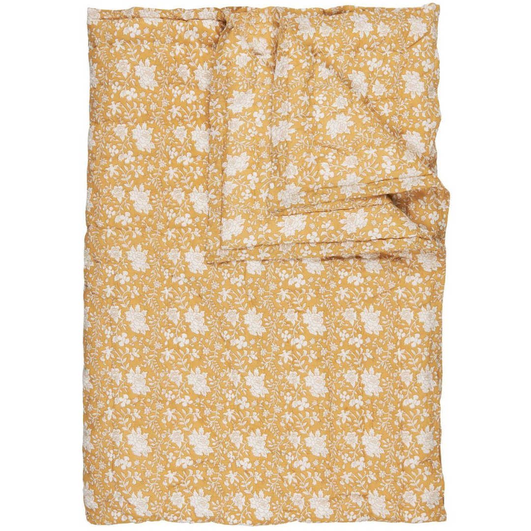 Blødt vattæppe i quilt med grafisk print. Brug som tæppe, legetæppe eller sengetæppe. Vælg mellem flere mønstre | Hurtig levering | Fri fragt fra 149 kr.