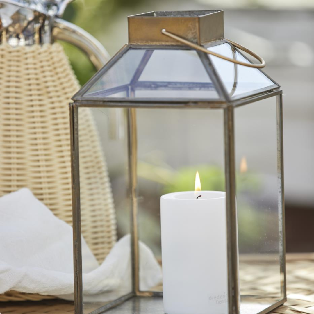 Køb Lanterne Norr - Antik messing | fra 69,95 | Fri fragt over 149 kr. | Flere størrelser | Hurtig levering | Dag til dag levering | Ib Laursen | Lyslanterne, Lys, Udeliv, Indendøre, Belysning, LED lys, Bloklys, Lyskæde, Mini lanterne, Lille, Mellem