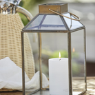 Køb Lanterne Norr - Antik messing | fra 69,95 | Fri fragt over 149 kr. | Flere størrelser | Hurtig levering | Dag til dag levering | Ib Laursen | Lyslanterne, Lys, Udeliv, Indendøre, Belysning, LED lys, Bloklys, Lyskæde, Mini lanterne, Lille, Mellem