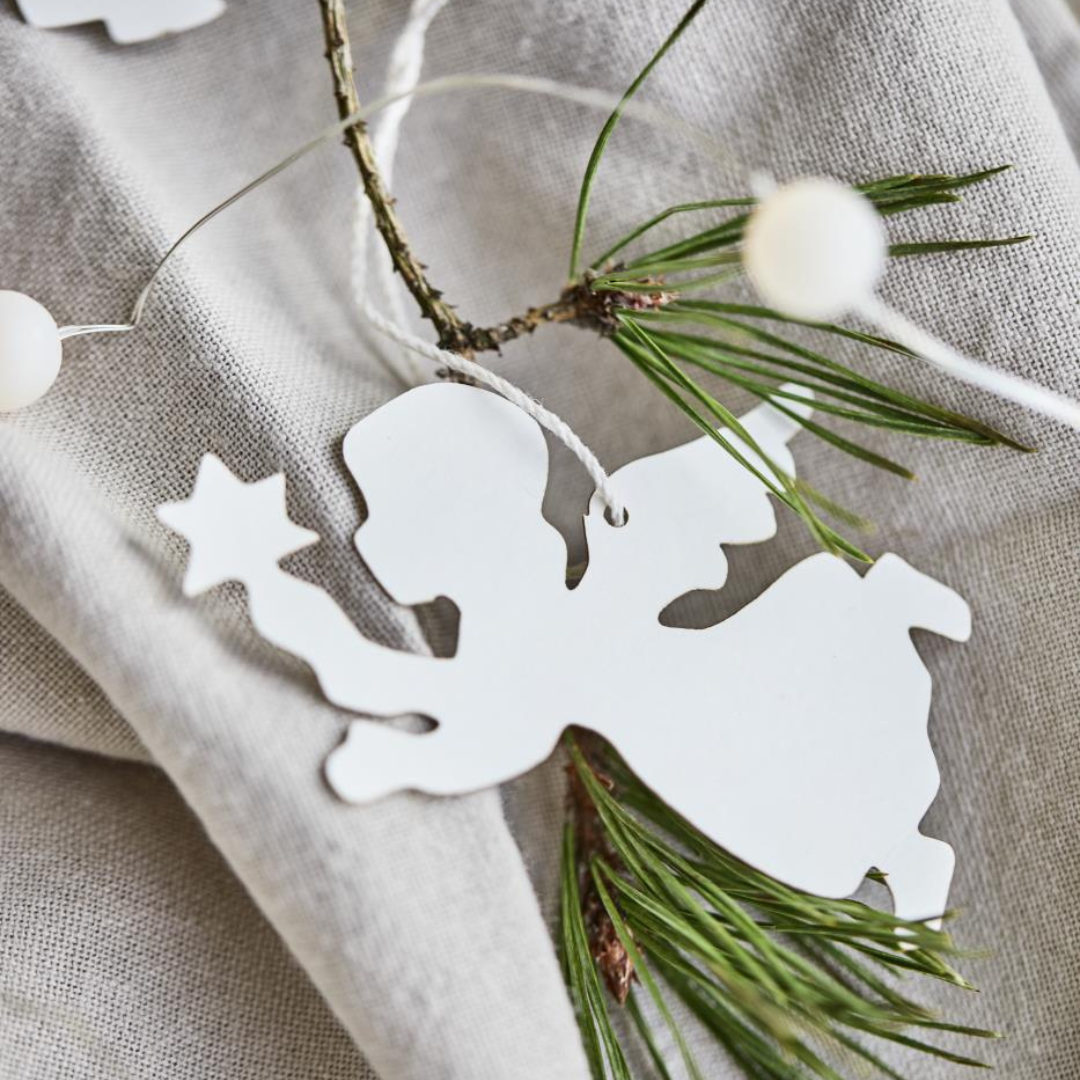 Køb Ophæng Papirklip engel - sæt af 4 stk | 29,95 | Fri fragt over 249 kr. | Hurtig levering | Dag til dag levering | Ib Laursen | Dekoration, Jul, Julepynt, Pynt, Borddækning, Hvid, Juleophæng, Ophæng, Juletræspynt, Juletræsophæng, Papirklipsophæng, Engle