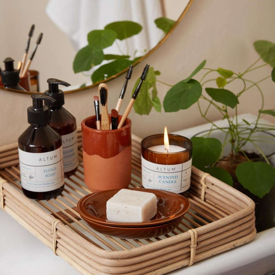 Køb Sæbeskål i 2 dele | 84,95 | Fri fragt over 149 kr. | Hurtig levering | Dag til dag levering | Ib Laursen | Holder til sæbe, Opvask, Retro, Sæbe, Håndsæbe, Lertøj