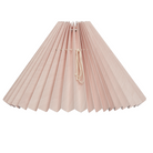 Smuk plissé lampeskærm fra Pink Rose. Skærmen findes i flere forskellige farver og størrelser | Håndlavet | Hurtig levering