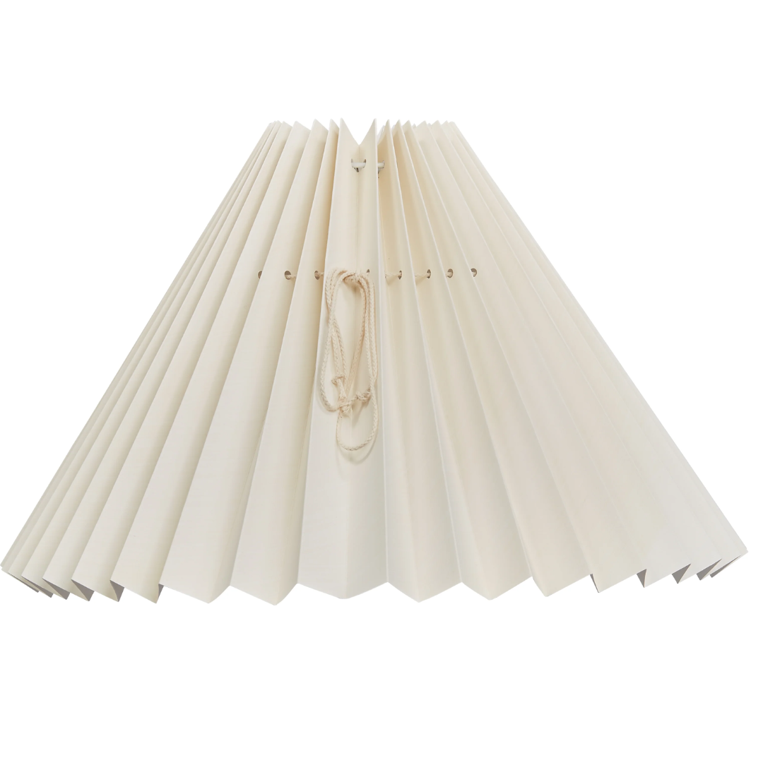 Smuk plissé lampeskærm fra Pink Rose. Skærmen findes i flere forskellige farver og størrelser | Håndlavet | Hurtig levering