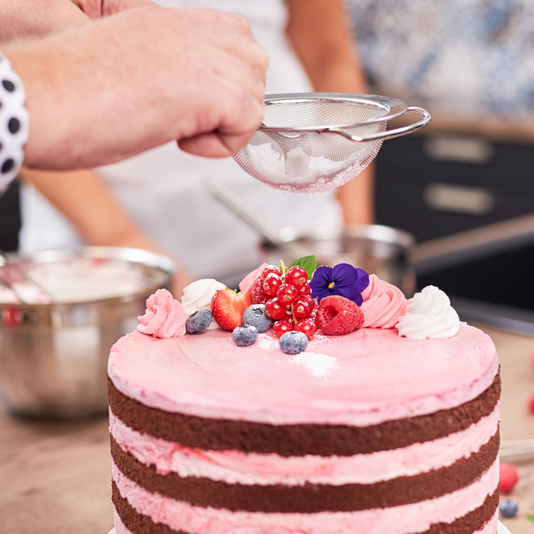 Køb Sigte finmasket Stål | fra 399,00 | Fri fragt over 149 kr. | Hurtig levering | Dag til dag levering | Rösle | Rustfrit stål 18/10, Si, Blanchering, Drysse flormelis, Sigte mel