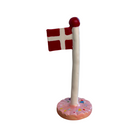 Køb Flagstang med Dannebrog i håndlavet keramik | 349,00| Fri fragt over 149 kr. | Flere varianter | Hurtig levering | Dag til dag levering | TheClayPlay | Flag, Flagstang, Fødselsdagsflag, Borddækning, Fest, Fødselsdagfest, Pynteflag, Fødselsdag