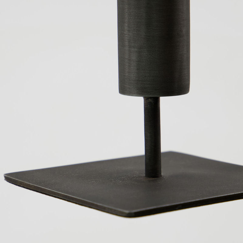 Køb Lysestage Kolo Sort | fra 129,95 | Flere størrelser | Fri fragt over 149 kr. | Hurtig levering | Dag til dag levering | House Doctor, Stage, Kertelys, Til almindelige lys, Standardlys