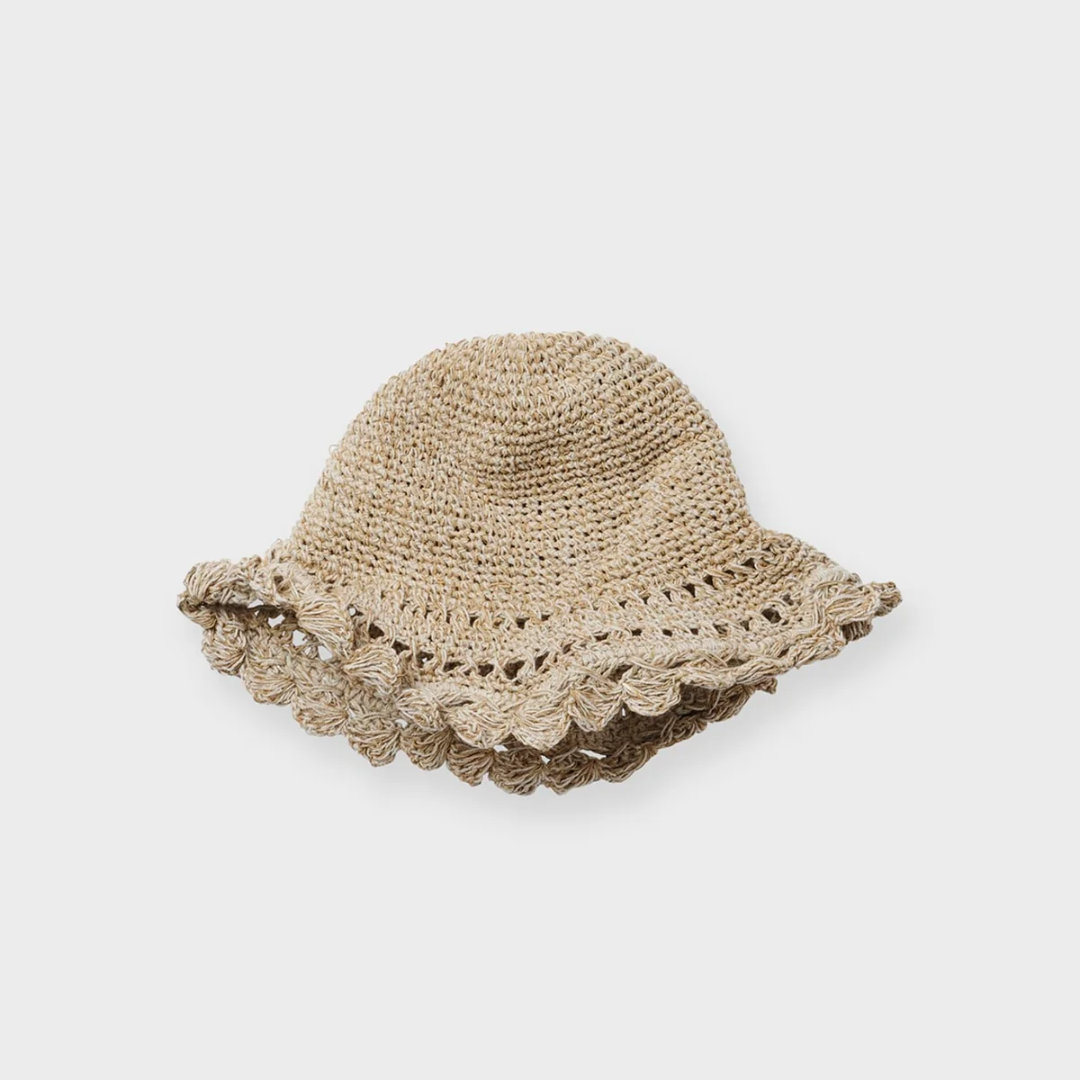 Køb Solhat // Sun Hat - blonde | 369,00 | Findes i flere farver | Fri fragt over 149 kr. | Hurtig levering | Dag til dag levering | CARE BY ME | tidløs, hamp, bomuld, sommerhat, strandhat, naturlig hat, solhat, bomuldshat, hamphat, bomuld og hamp solhat
