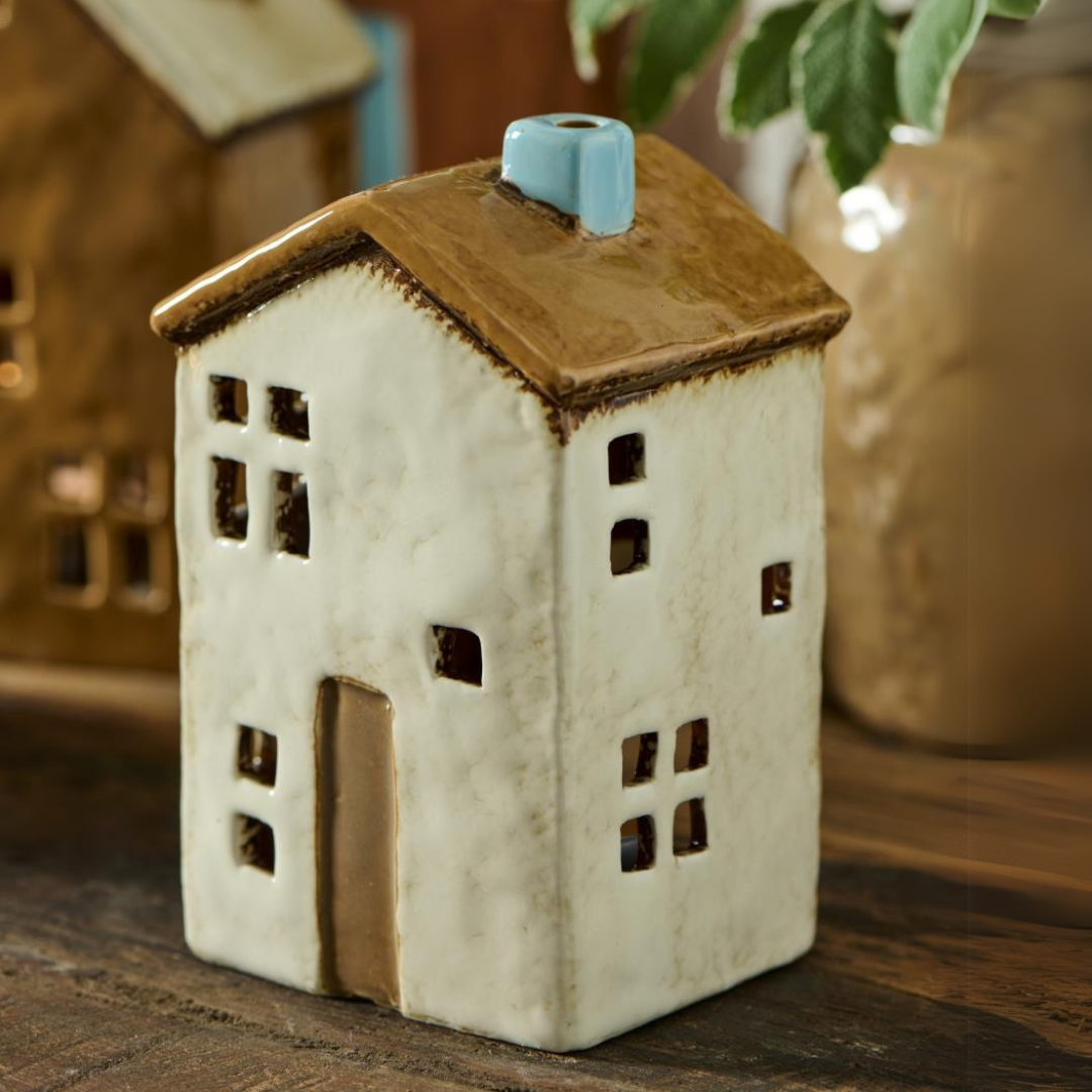 Køb Hus til fyrfadslys Brighton | fra 124,95| Fri fragt fra 249 kr. | Hurtig levering | Dag til dag levering | Ib Laursen | Lanterne, Lygte, Lys, Stearinlys, Belysning, Hyggeligt lys, Lyshus, Stentøj