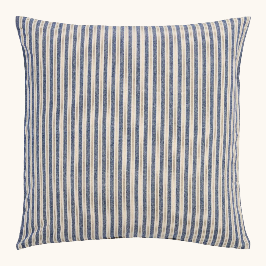 Blåt og cremefarvet stribet bomuldspudebetræk 60x60 cm med tætte lodrette striber
