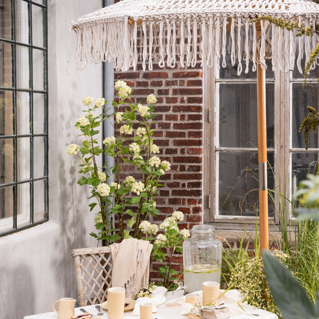 Køb Saftdispenser med patentlåg og træhåndtag 8,45 liter | 249,95 | Fri fragt over 149 kr. | Hurtig levering | Dag til dag levering | Ib Laursen | Klar kande, Vandkande, Saftkande, Kande til saft, kande til vand, Krukke m/Hane, Natur, Glas