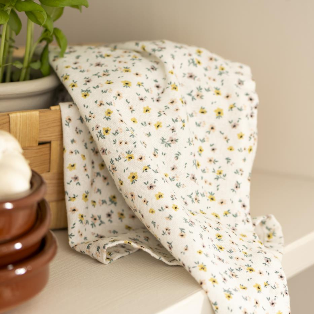 Køb Viskestykke - Røde/rosa nuancer | 49,95 | Fri fragt over 149 kr. | Hurtig levering | Dag til dag levering | Ib Laursen | Viskestykke, Viskestykke med striber, Viskestykke med røde striber, Rød, Natur, Hvid, Bomuldsviskestykke, Bomuld, Viskestykke med mønster, Viskestykke med røde tern