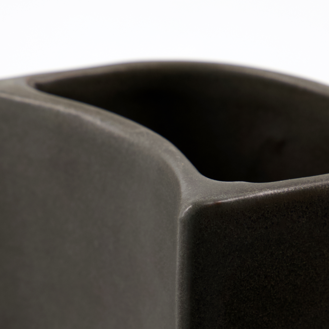 Børste- og sæbeholder