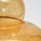 Køb Bordlampe med skærm Ribe Amber | 1.469,00 | Fri fragt over 149 kr. | Hurtig levering | Dag til dag levering | House Doctor, Society of Lifestyle | Skrivebords lampe, Senge lampe, Hyggelig Lampe, Lampe, Lampe med skærm, Tidsløst design, Læselampe