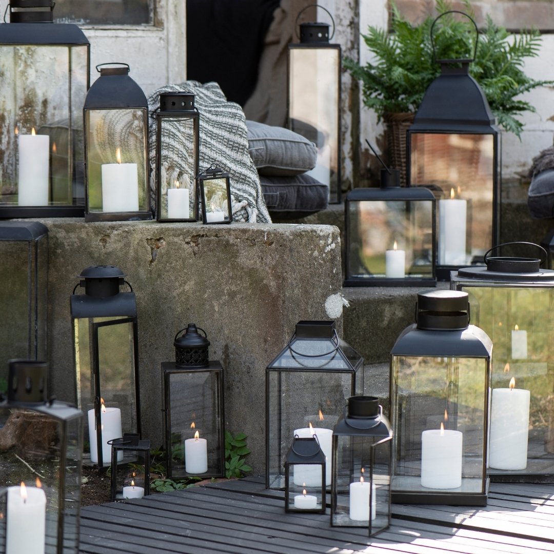 Køb Lanterne afrundet tag | fra 159,95 | Fri fragt over 149 kr. | Hurtig levering | Dag til dag levering | Ib Laursen | Lyslanterne, Lys, Udeliv, Indendøre, Belysning, LED lys, Bloklyse, Lyskæde