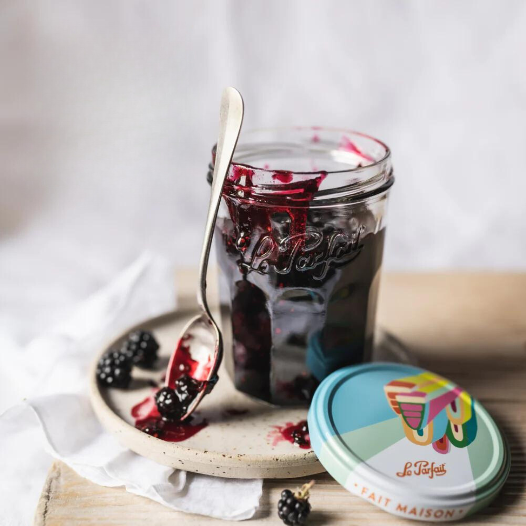 Køb Marmeladeglas 324 ml | 19,95 | Fri fragt over 149 kr. | Hurtig levering | Dag til dag levering | Le Parfait | Syltetøj, Marmelade, Home made, Hjemmelavet, Glas, Syltetøjsglas, Glas med skruelåg, Henkogningsglas, Sylteglas, Opbevaringsglas, Franske Le Parfait, Køkkenudstyr