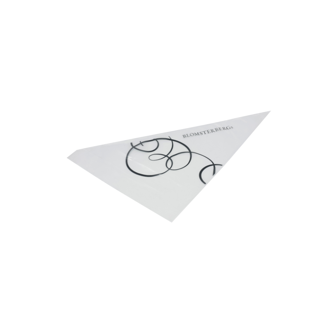 Køb Engangssprøjtepose - pakke med 50 stk | fra 69,95 | Fri fragt over 149 kr. | Hurtig levering | Dag til dag levering | Mette Blomsterberg, Blomsterbergs | Redskab, Basis, Køkken, Køkkenredskaber, Kagepynt, Sprøjtepose, Med tylle, Uden Tylle, Kraftig sprøjtepose, Professionel engangssprøjtepose, På rulle, Engangsartikler, Kraftig kvalitet, Til flødeskum, cremer og mousser, Til glasur og chokoladedekoration