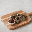 Køb Skærebræt Serving | 229,95 | Fri fragt over 149 kr. | Hurtig levering | Dag til dag levering | Nicolas Vahé, Society of Lifestyle | Bræt, Serveringsbræt, Tapasbræt, Smørebrik, Smørebræt, Akacietræ, Træ