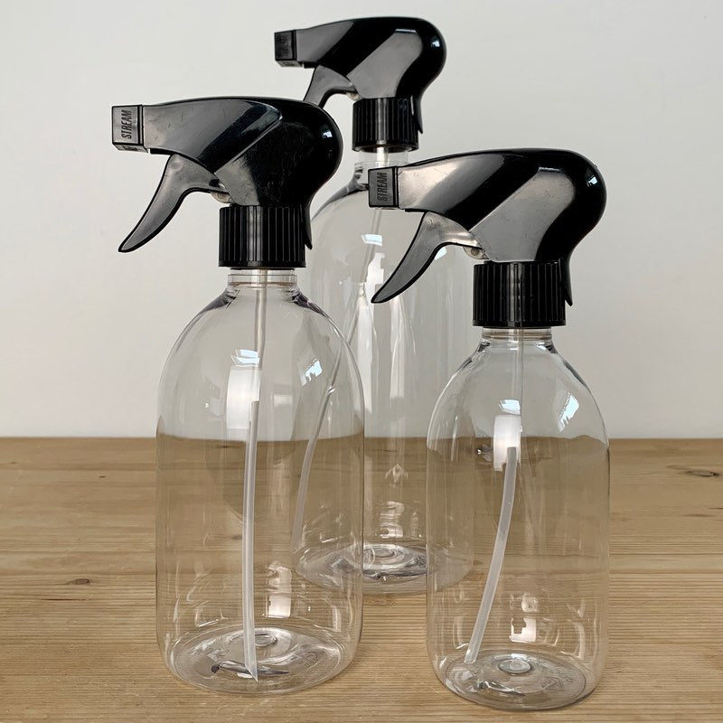 Køb PLINT apoteker flaske klar med sprayhoved | Findes i flere størrelser | Findes i flere farver | fra 32,95 | Apotekerflaske, Apotekerflasker, Sprayflaske, Flaske, Tom flaske, DIY, Brun plastflaske med sprayhoved, Flaske med spray, Plastik flaske m/spray, Tomme flasker til, Emballage, Klar flaske, Tomme flasker, Håndsprit dispenser