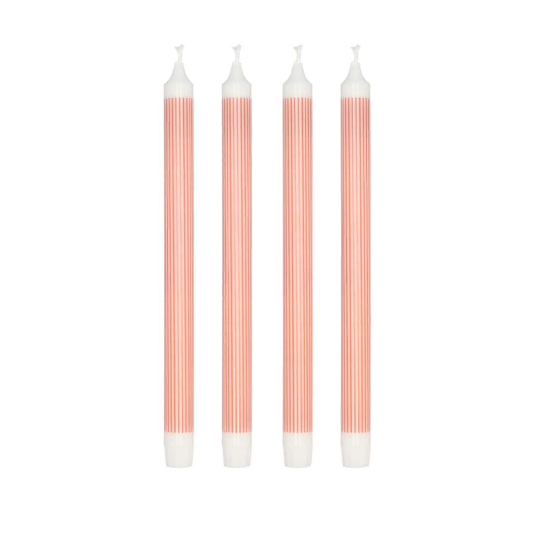 Køb Kronelys Styles 4 stk. | 139,95 | Flere varianter | Fri fragt over 149 kr. | Hurtig levering | Dag til dag levering | Villa Collection | Lys, Stearinlys, Stearin, Farvede stearinlys, Farverige stearinlys, Farvede lys, Stearinlys med farve, Farver, Striber, Stribede stearinlys