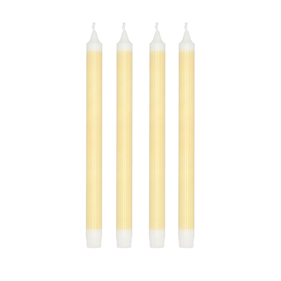 Køb Kronelys Styles 4 stk. | 139,95 | Flere varianter | Fri fragt over 149 kr. | Hurtig levering | Dag til dag levering | Villa Collection | Lys, Stearinlys, Stearin, Farvede stearinlys, Farverige stearinlys, Farvede lys, Stearinlys med farve, Farver, Striber, Stribede stearinlys