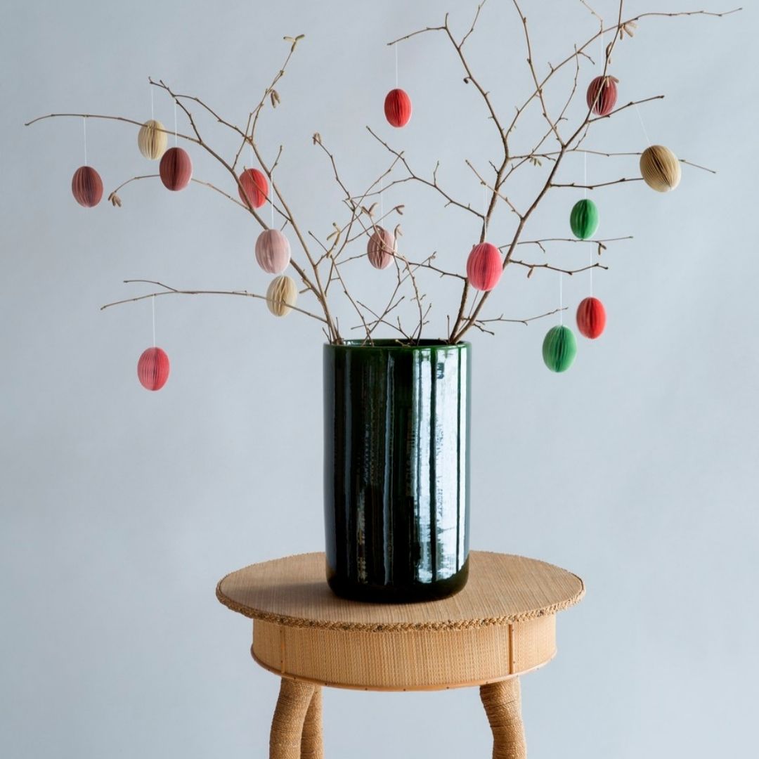 Køb Vase Romeo Green Emerald | 249,95 | Dag til dag levering | Potte, Skjuler, Urtepot, Blomsterskjuler, Potteskjuler, Blomsterpotte, Bergs Potter, Glazed by Bergs, Cylinder, Bergs signature