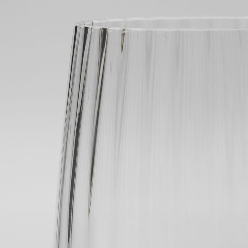 Køb Glas Rill Klar | 79,95 | Fri fragt over 149 kr. | Hurtig levering | Dag til dag levering | House Doctor, Society of Lifestyle | Vandglas, Glas, Drikkeglas, Juiceglas