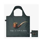 Køb Indkøbspose René Magritte The Treachery 1935 | 85,00 | Fri fragt over 149 kr. | Hurtig levering | Dag til dag levering | Loqi | Håndtaske, Træningstaske, Totetaske, Indkøbstaske, Tote bag, Undgå plastposer, Undgå engangsposer, Stofnet, Genbrugsmulepose, Pose, Net, Indkøbsnet