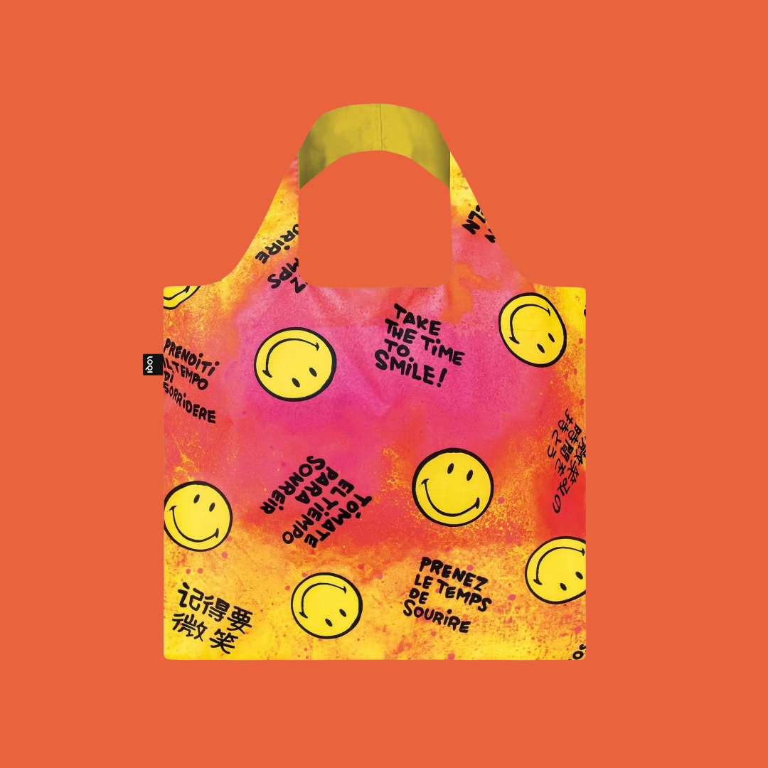 Køb Indkøbspose Indkøbspose Smily | Take The Time To Smile | 85,00 | Fri fragt over 149 kr. | Hurtig levering | Dag til dag levering | Loqi | Håndtaske, Træningstaske, Totetaske, Indkøbstaske, Tote bag, Undgå plastposer, Undgå engangsposer, Stofnet, Genbrugsmulepose, Pose, Net, Indkøbsnet