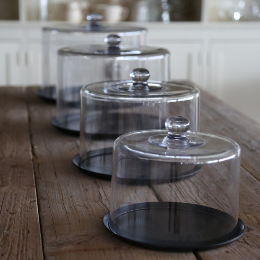 Køb Klokke klar plast | 399,00 | Fri fragt over 149 kr. | Hurtig levering | Dag til dag levering | fiorirà un giardino | Glasklokke, Dekorations klokke, Foodsafe, Kan bruges til mad, Kuppel, Låg, Dække