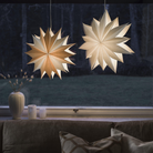 Køb Stjerne Sirius Hvid | 219,95 | Fri fragt over 149 kr. | Hurtig levering | Dag til dag levering | PR Home | Adventsstjerne, Stjerne, Julestjerne, Topstjerne, Belysning, Indendørsbelysning, Pendel, Jul, Julepynt