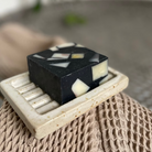 Håndlavet vegansk sæbebar med og fugtgivende olie. Velduftende | Hurtig levering | Fri fragt fra 149kr