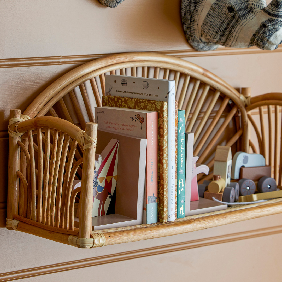 Køb Bogstøtte Santos Rød - sæt af 2 stk | 269,95 | Fri fragt over 149 kr. | Hurtig levering | Dag til dag levering | Bloomingville MINI | Kunst, Natur, Til børneværelset, Til børn, Bøger