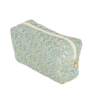 Køb Toilettaske Katie And Millie Green i Liberty stof | fra 525,00 | Fri fragt over 149 kr. | Hurtig levering | Dag til dag levering | Bon Dep | Etui, Clutch, Taske, Rejse, Toiletsager