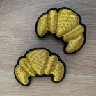 Køb Broche Croissant - sæt af 2 stk | 179,95 | Fri fragt over 149 kr. | Hurtig levering | Dag til dag levering | Håndlavet, Hand made, Indien, Pynt, Accessories 