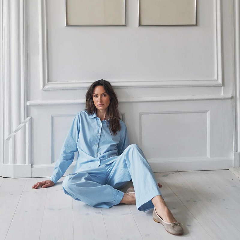 Køb Laura Bukser | 800,00 | Findes i flere farver | Fri fragt over 149 kr. | Hurtig levering 3-5 dage | Dag til dag levering | CARE BY ME | Bukser, tidløs, klassisk, casual, økologisk bomuld, langtidsholdbar, bomuldsbukser, miljøvenlige bukser, sommerbukser, løse bukser