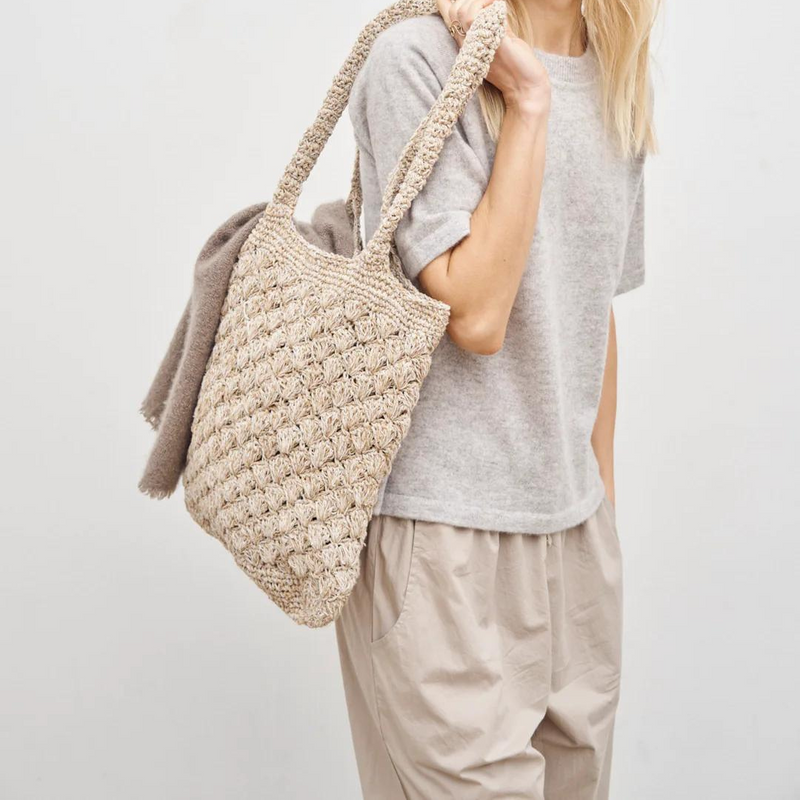Køb Laura Bukser | 800,00 | Findes i flere farver | Fri fragt over 149 kr. | Hurtig levering 3-5 dage | Dag til dag levering | CARE BY ME | Bukser, tidløs, klassisk, casual, økologisk bomuld, langtidsholdbar, bomuldsbukser, miljøvenlige bukser, sommerbukser, løse bukser