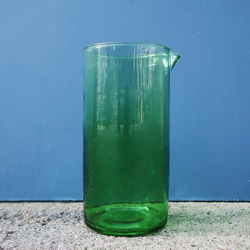 Køb Glaskande Beldi | 189,95 | Fri fragt over 149 kr. | Hurtig levering | Dag til dag levering | Craft Sisters | Farvet glas, Farvet Glaskande, Grønt glaskande, Aqua kande, Blåt Glaskande, Kande, Kande i genbrugsglas