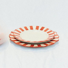 Køb Tallerken Hector | fra 169,95 | Fri fragt over 149 kr. | Hurtig levering | Dag til dag levering | Denise | Tallerken, Håndlavet, Middagstallerken, Frokosttallerken