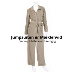 Køb Velour Jumpsuit med bindebånd Mælkehvid | TILBUD: 400,00 | Fri fragt over 149 kr. | Hurtig levering | Dag til dag levering | Tøj, Clothing, Buksedragt, Heldragt, Sæt